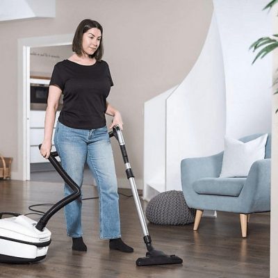 Aspirador con bolsa - NILFISK 128390130, 650 W, Potencia de succión 270 W, Depósito 3,6 l, Plata y negro