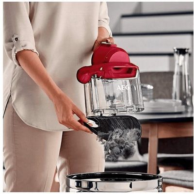 Aspirador sin bolsa - AEG LX7-2-CR-A, 750 W, Potencia de succión 174 W, Depósito 1,4 l, Rojo